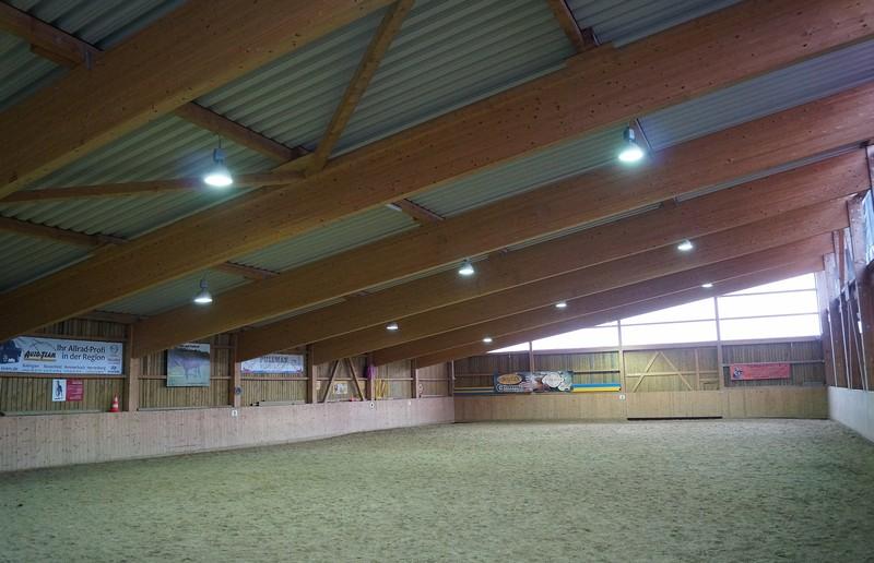 Reithalle mit Stallung,Wohnung,Reiterladen,Empfingen 5
